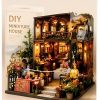 Kit Nhà Mini Phố Cổ Đèn Lồng DIY